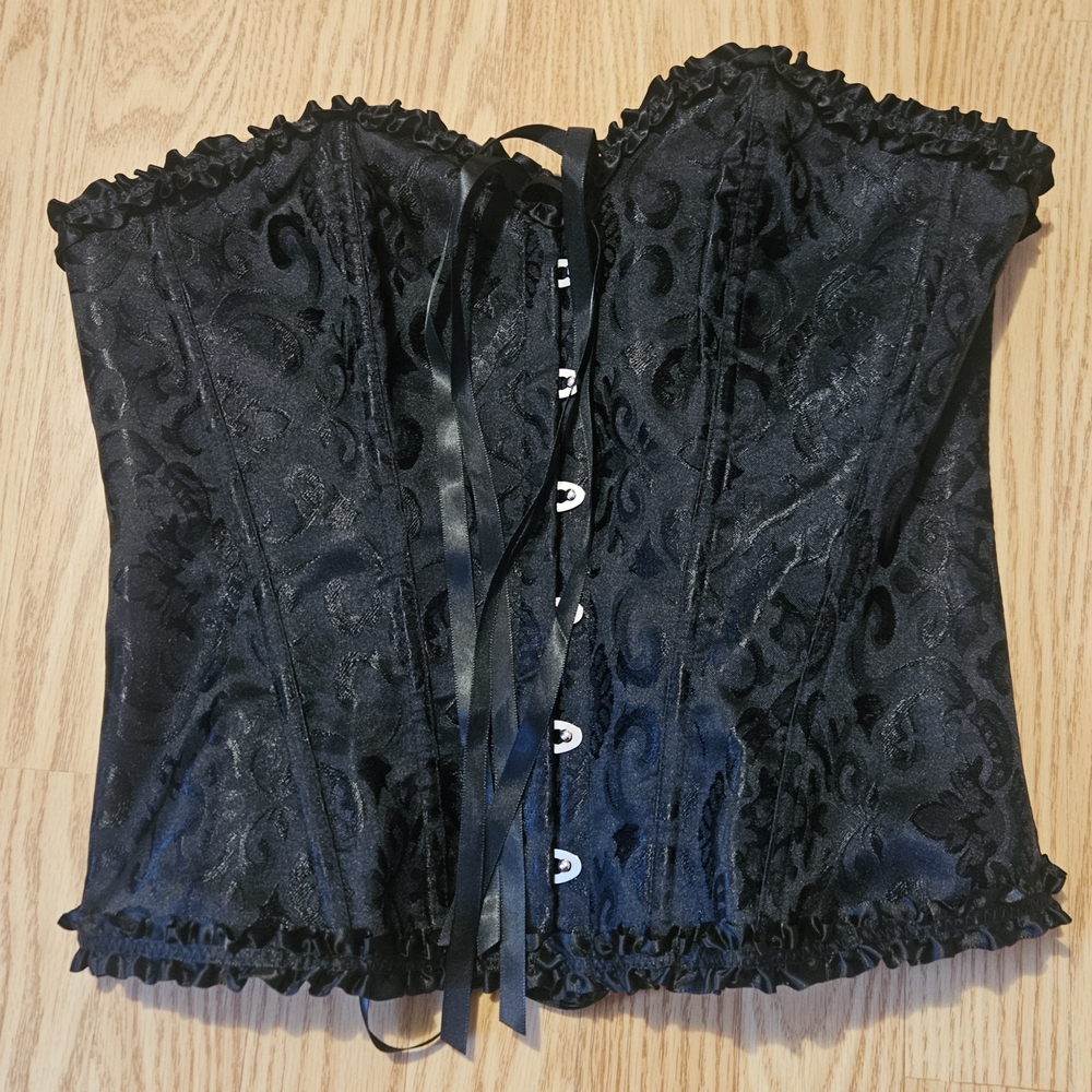 Black Lace-Up Corset